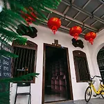 Aekkeko Hostel