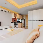 Condo In Nai Harn In Relife 15-132-301