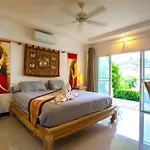 Pacotte Villa By Jetta