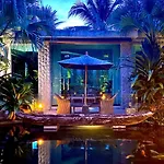 Villa On The Rocks, 4 Bedrooms, Phuket