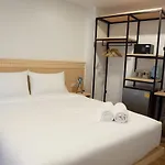 B3 House