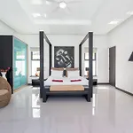 Villa Destiny