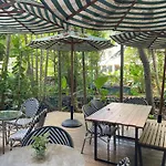 Modern Apartment At Palmetto By Lofty