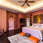 3Br Boutique Pool Villa In Rawai, Villa Danny