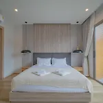Zenithy 3Br Villa With Pool By Nla