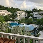 Ocean Breeze Studio 1 Bed