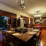 Villa Salika