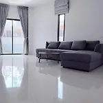 150 Square Meters 3Br With Parking Townhouse Near Golf Course, Uwc School, Nayang Beach, Airport