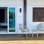 Charming Villa At Layan
