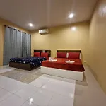 Bonanza Patong Beach2 For 2 Bedroom 100M To Beach Grand Room