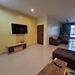 Bonanza Patong Beach2 For 2 Bedroom 100M To Beach Grand Room