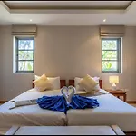 Beautiful 5Br Pool Villa Walking Distance To Bangtao Beach And Catch Club