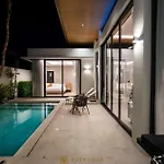 Villa Nayara - Sophisticated 4Br Getaway With Private Pool And Concierge