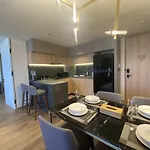 2Bdr Apartment With Bath Near Bangtao Beach C512