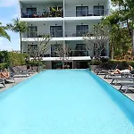 Modern Condo - 1Br T3-528
