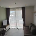 Modern Condo - 1Br T3-528