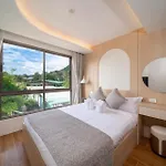 Now Condo Near Beach 2Bedroom