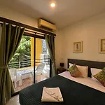 Pupa Rooms