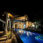 Amber Pool Villa Naiharn