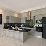 Grand 5Br Pool Villa Sea La Vie