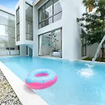 The Residence By Andaman Villa