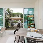 Vacation Time Hostel @ Nai Yang Beach