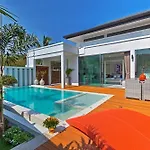 Baannaraya Pool Villas Residence