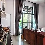 Anon Villa