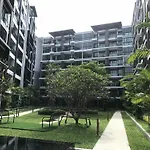 Royal Lee The Terminal Phuket Condominium By Cullinan R.