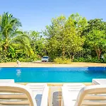 Oyo 451 Samran Resort