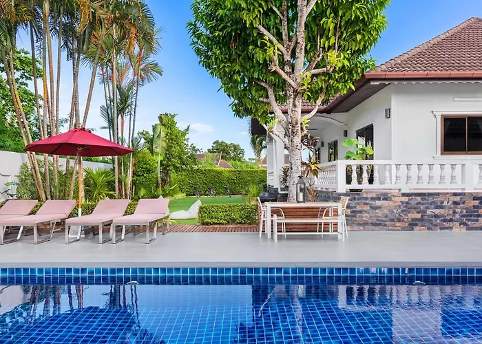 5 Bedrooms Pool Villa behind Phuket Zoo