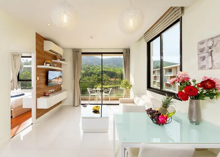 Lago Apartments By Tropiclook