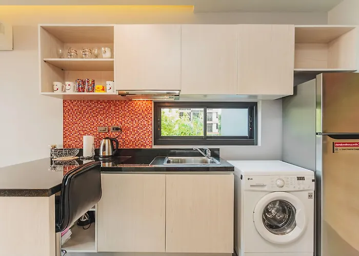 Condo In Nai Harn In Relife 15-132-301