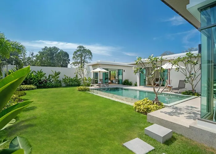 Escape Villas - Private Pool Villas At Shambhala Grand Villa