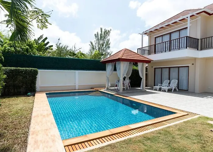 East Villa 4, Бассейн, 3 Спальни By Ibg Property