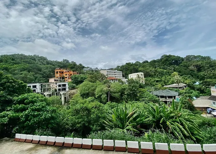 Studio Near Karon Beach By Clavis
