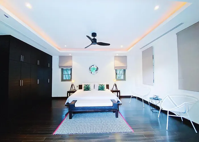 Beautiful 2Br Pool Villa Walk To Bangtao Beach And Catch Club