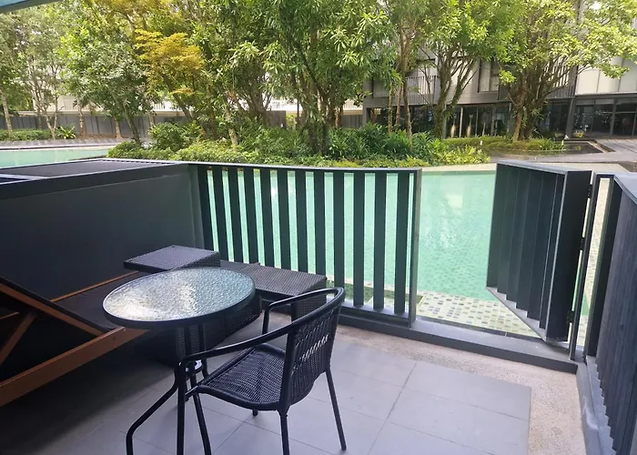 The Deck Condo Patong With Pool Access