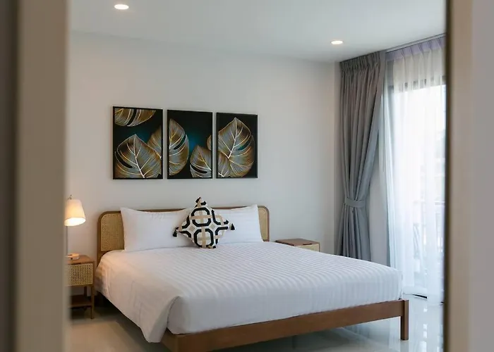 Wow Academy & Stay Soi Tai-Aed 2B