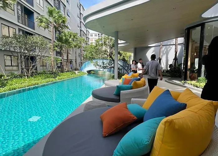 Dcondo Reef Modern Condos 1&2 Bedrooms