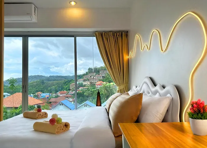 Scenic Condo 50 Sqm Karon