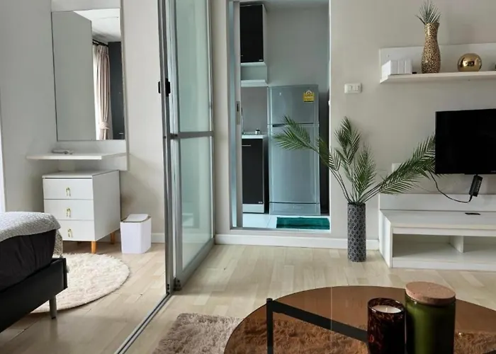 Lux Center Apartment