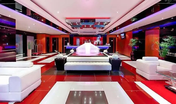 1 Bed Apartment On Bangla, 3 Minutes Walk To Beach