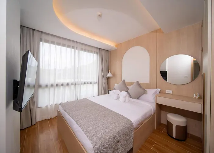 Now Condo Near Beach 2Bedroom