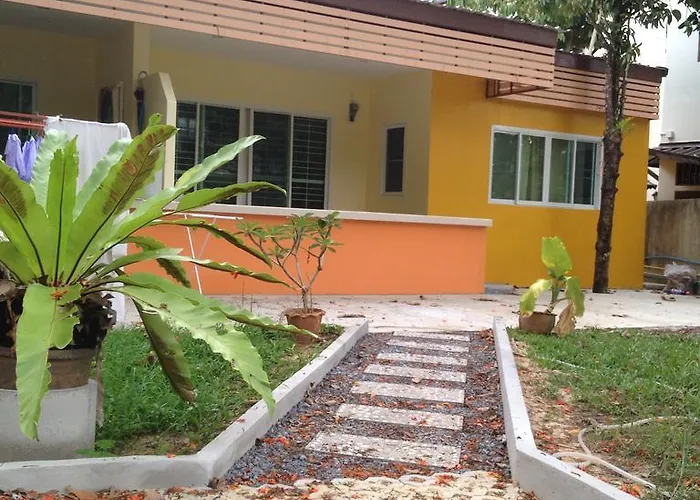 Kathu Waterfall Bungalow