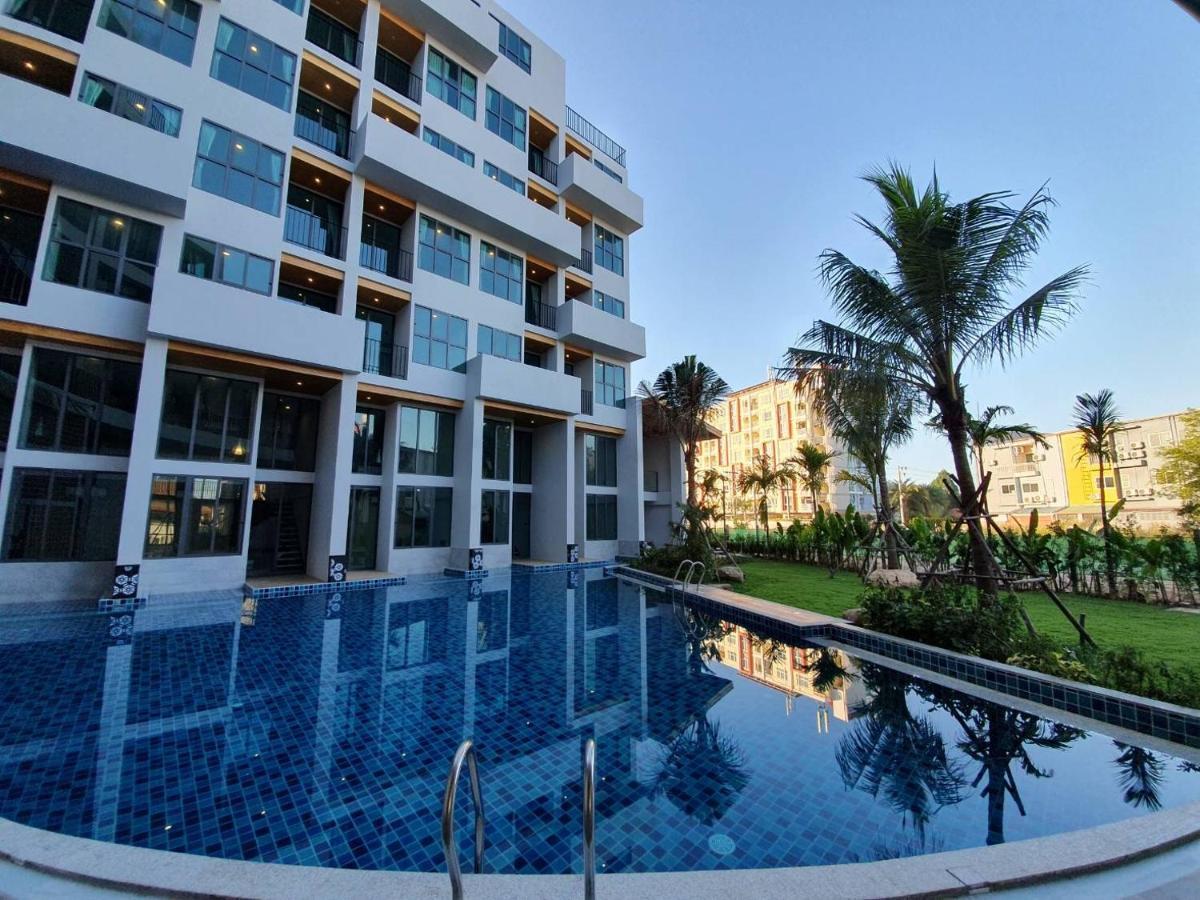 Hotel Atom Phuket -sha 3*