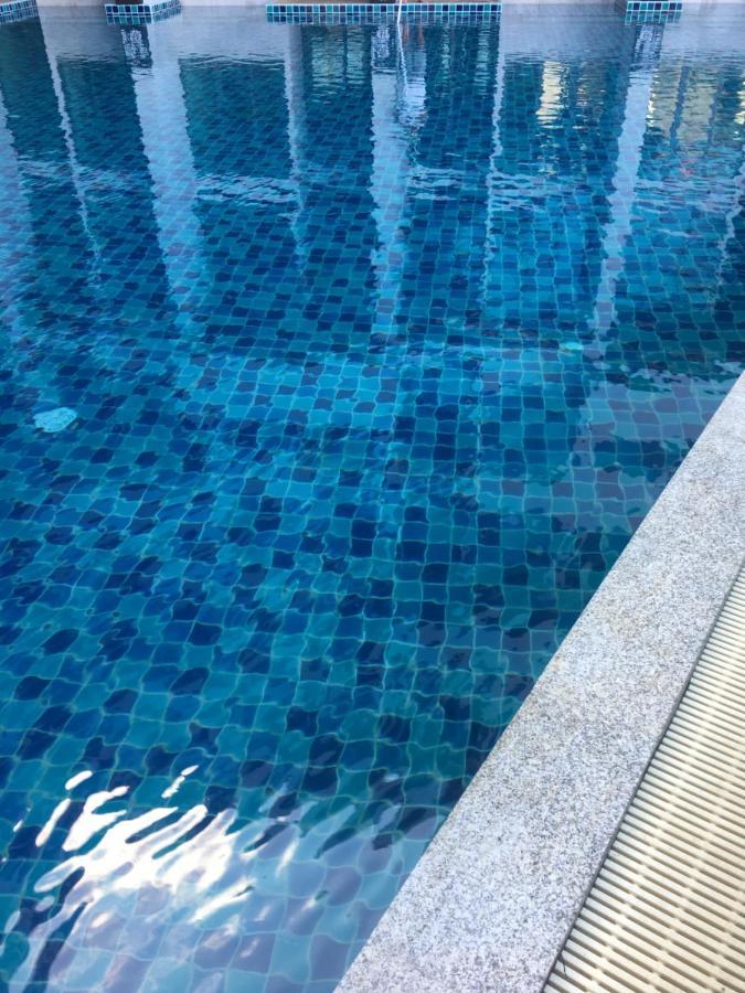 Hotel Atom Phuket -sha 3*