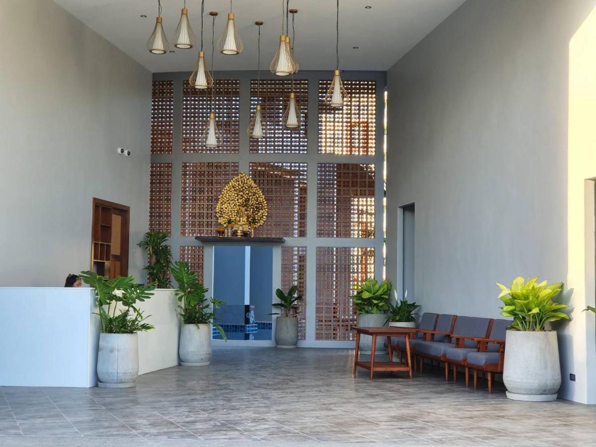 Hotel Atom Phuket -sha Nai Yang Beach