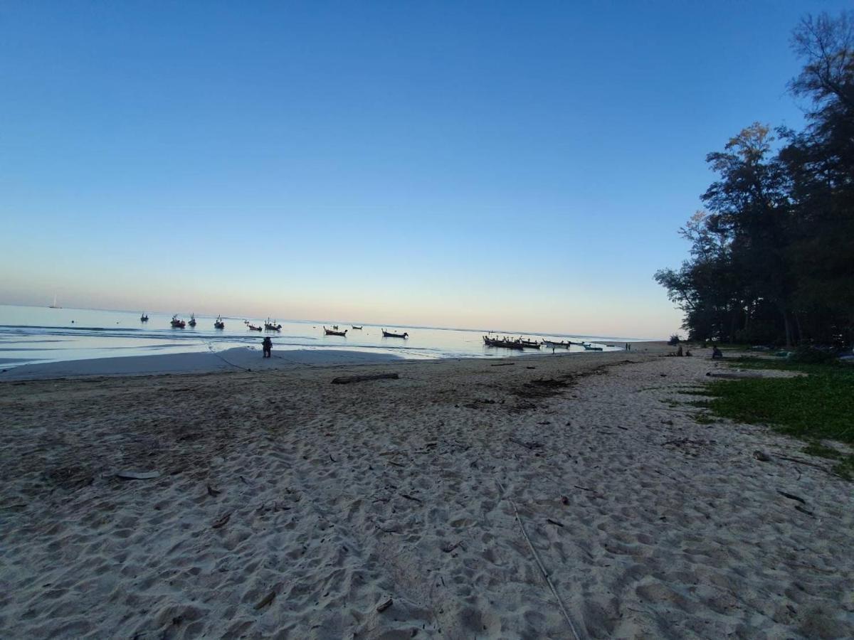 Atom Phuket -sha Hotel