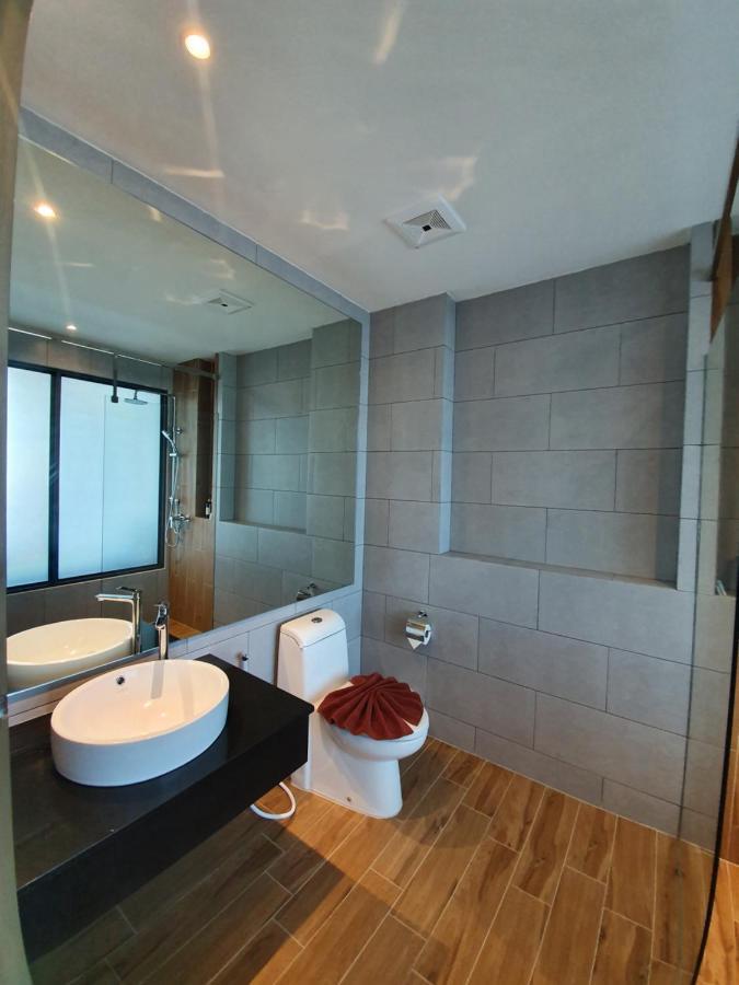 Atom Phuket -sha 3*